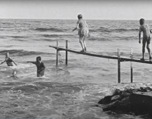 Baignade en Mer (1895)