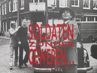 Soldaten zonder Geweren (1985) - poster