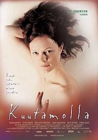 Kuutamolla (2002) - poster