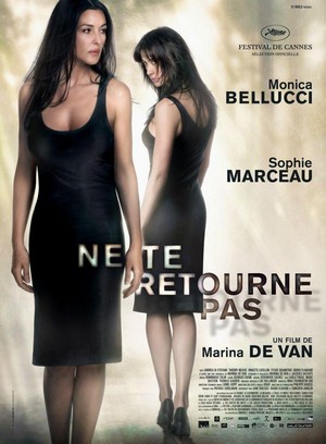 Ne Te Retourne Pas (2009) - poster