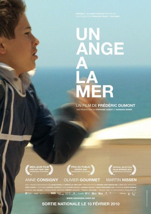 Un Ange à la Mer (2009) - poster