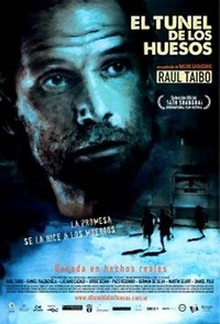 El Túnel de los Huesos (2011) - poster