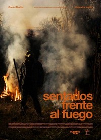 Sentados frente al Fuego (2011) - poster