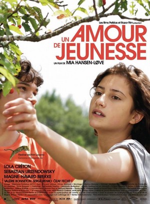 Un Amour de Jeunesse (2011) - poster