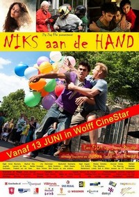 Niks aan de Hand (2013) - poster