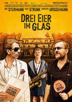 Drei Eier im Glas (2015) - poster