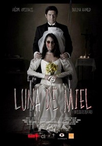 Luna de Miel (2015) - poster