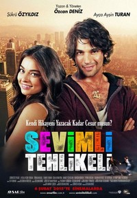 Sevimli Tehlikeli (2015) - poster