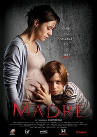 Madre (2016) - poster