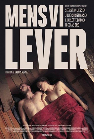 Mens Vi Lever (2017) - poster