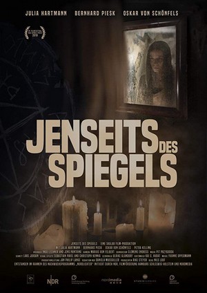 Jenseits des Spiegels (2018) - poster
