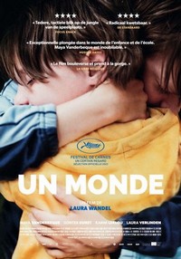 Un Monde (2021) - poster