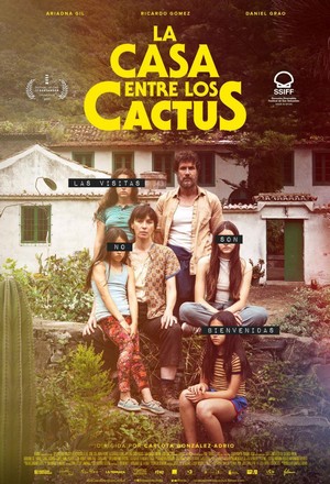 La Casa entre los Cactus (2022) - poster