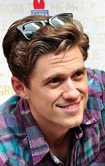 Aaron Tveit