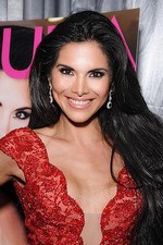 Joyce Giraud