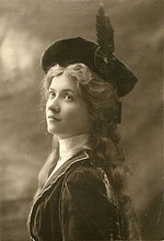 Maude Fealy