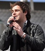 Peter Lanzani