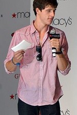 Shane Harper