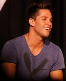 Dean Geyer